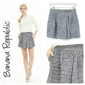 Banana Republic Culotte Print Skort | Grey White | Size 2